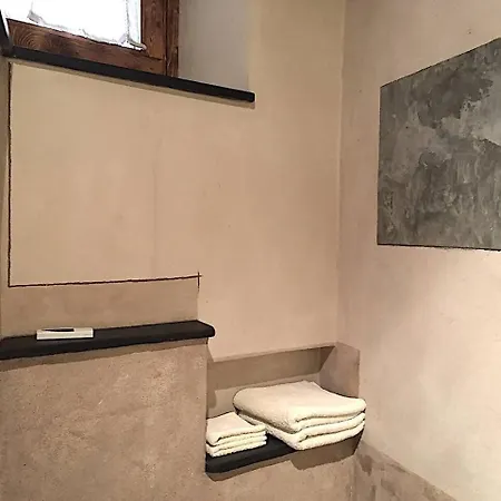 Lovingenoa - Red One Passion