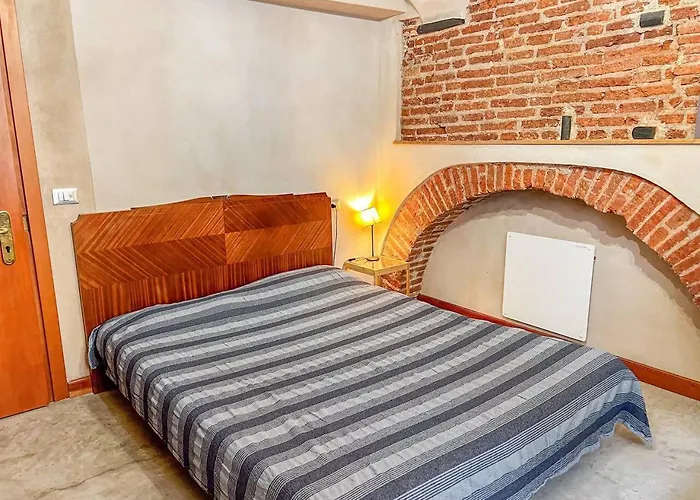 Апартаменты Lovingenoa - Red One Passion Генуя